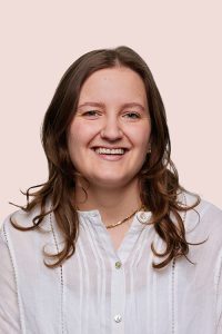 EVI VAN DEN AARSSEN Notarieel medewerker