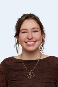 BREGJE VAN DER VEEN Werkstudent